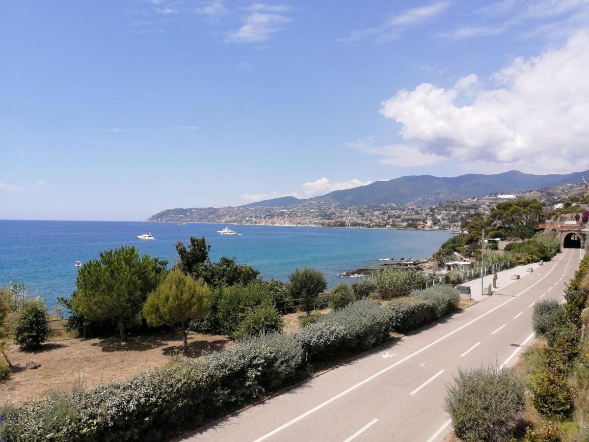 Villaggio Turistico La Vesca Sanremo Eksteriør billede
